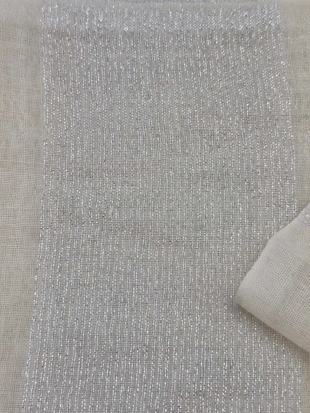 NWOT Bcbg maxazria White Beige Rectangle Scarf Large Shawl Wrap